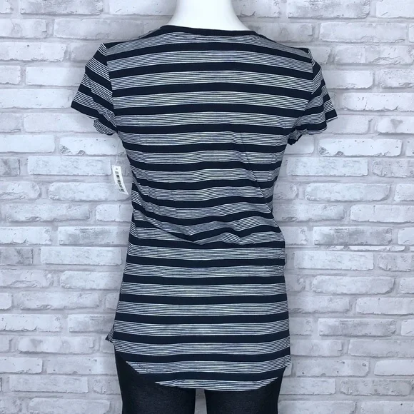 Daily Ritual striped v neck pocket tee, NWT medium - Picture 5 of 7